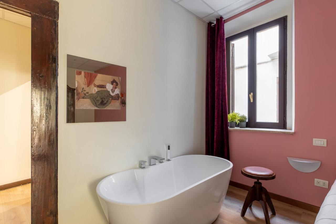 Apartment Iflat Trevi Fountain's Roomy&friendly Rom
